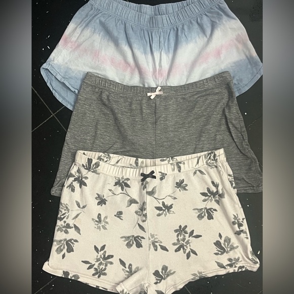THREE Tahari tie dye gray lounge gym athletic workout stretch pajama shorts pjs - Picture 1 of 6